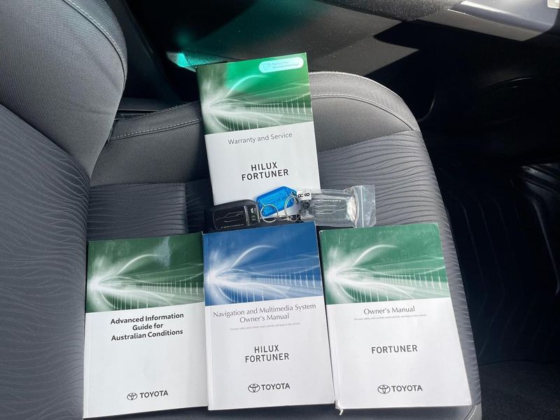 2023 Toyota Fortuner GX Auto 4x4 Photo 26