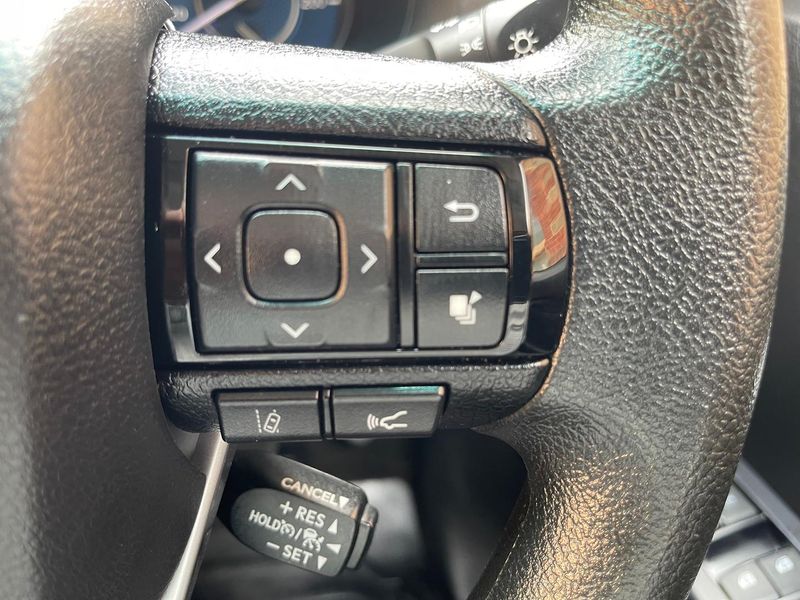 2023 Toyota Fortuner GX Auto 4x4 Photo 19