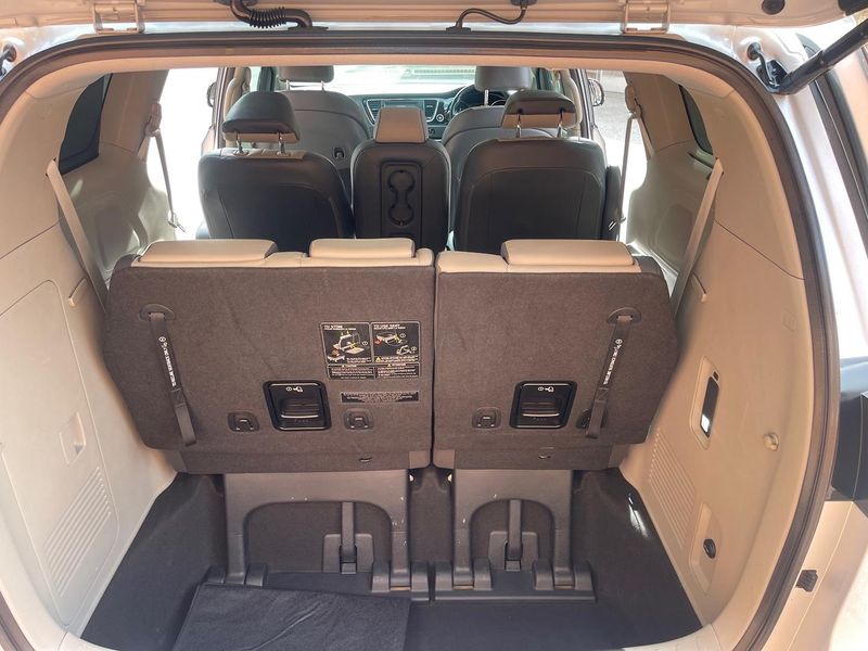 2017 Kia Carnival Platinum Auto MY17 Photo 13