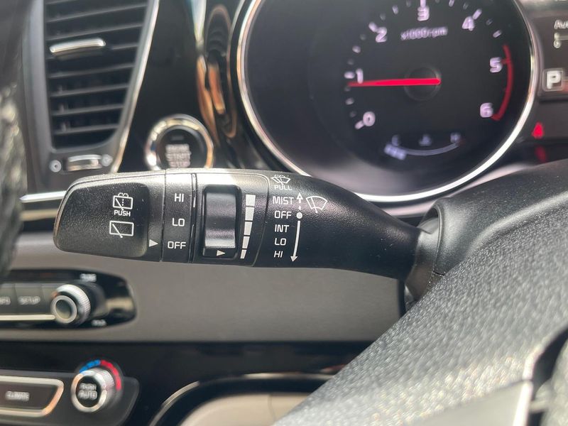 2017 Kia Carnival Platinum Auto MY17 Photo 30