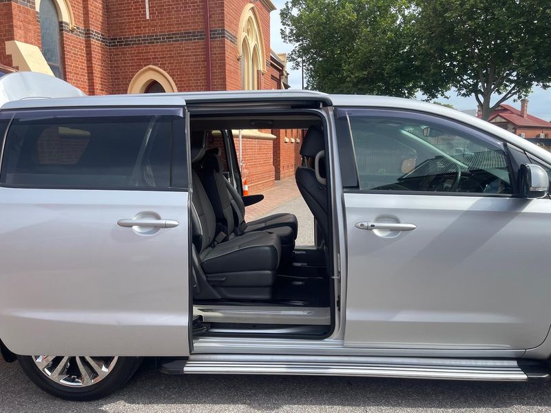 2017 Kia Carnival Platinum Auto MY17 Photo 12