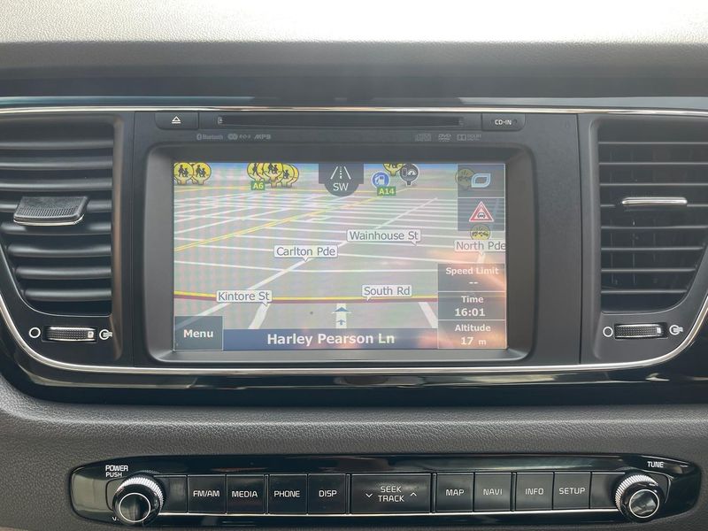 2017 Kia Carnival Platinum Auto MY17 Photo 25