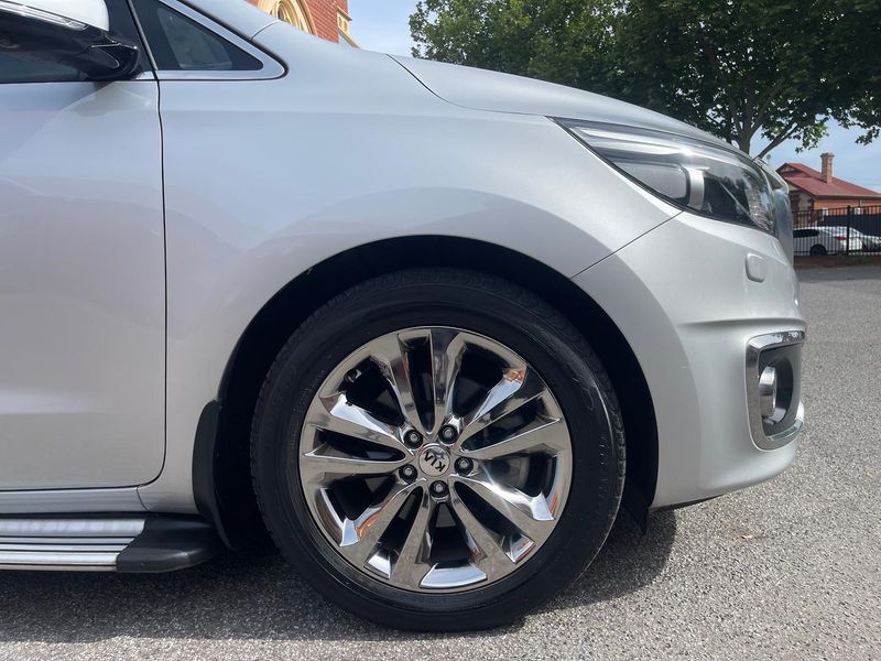 2017 Kia Carnival Platinum Auto MY17 Photo 10