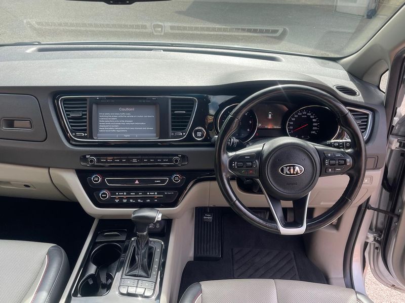 2017 Kia Carnival Platinum Auto MY17 Photo 16