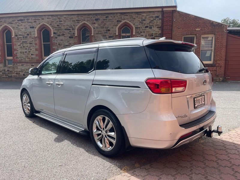 2017 Kia Carnival Platinum Auto MY17 Photo 6