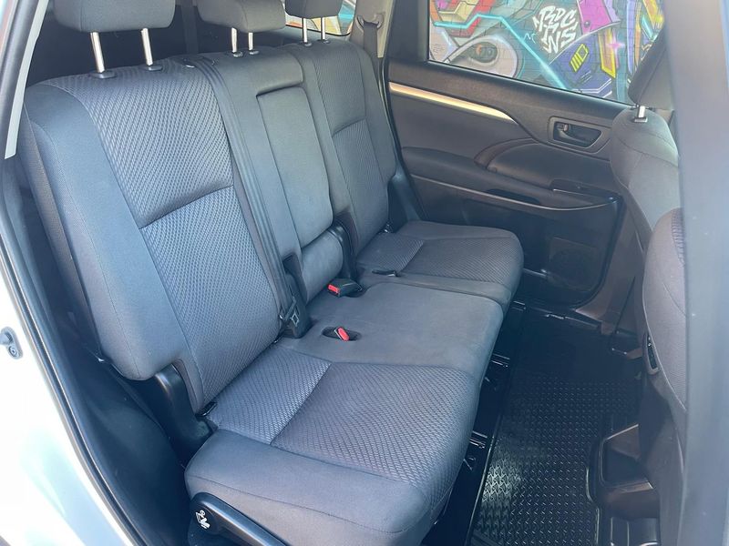 2019 Toyota Kluger GX Auto 2WD Photo 13