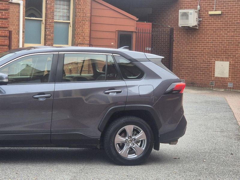 2022 Toyota RAV4 GX Auto 2WD Photo 7