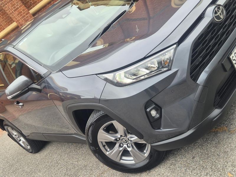 2022 Toyota RAV4 GX Auto 2WD Photo 2