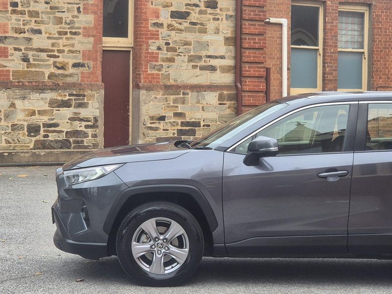2022 Toyota RAV4 GX Auto 2WD Photo 6