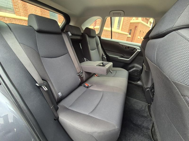 2022 Toyota RAV4 GX Auto 2WD Photo 18