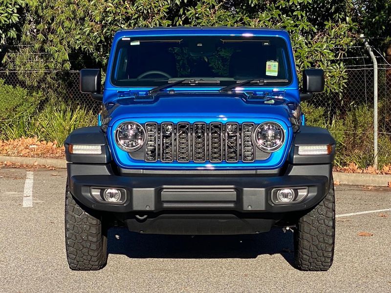 2024 Jeep Wrangler Unlimited Rubicon Auto 4x4 MY24 Photo 2