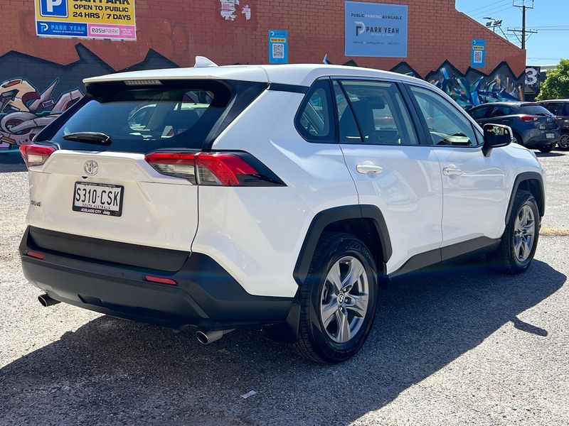 2022 Toyota RAV4 GX Auto 2WD Photo 8