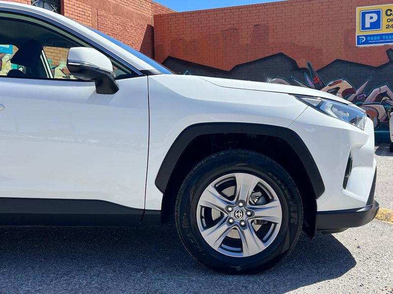 2022 Toyota RAV4 GX Auto 2WD Photo 10