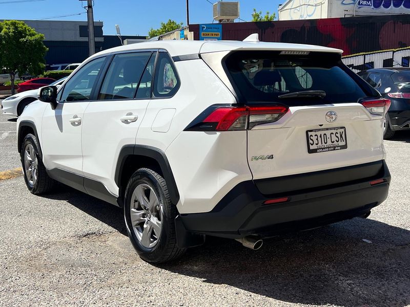 2022 Toyota RAV4 GX Auto 2WD Photo 6